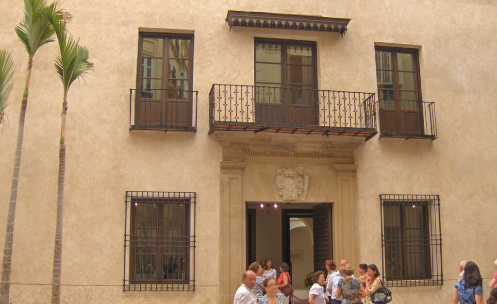 Devanture du musée Carmen Thyssen à Malaga