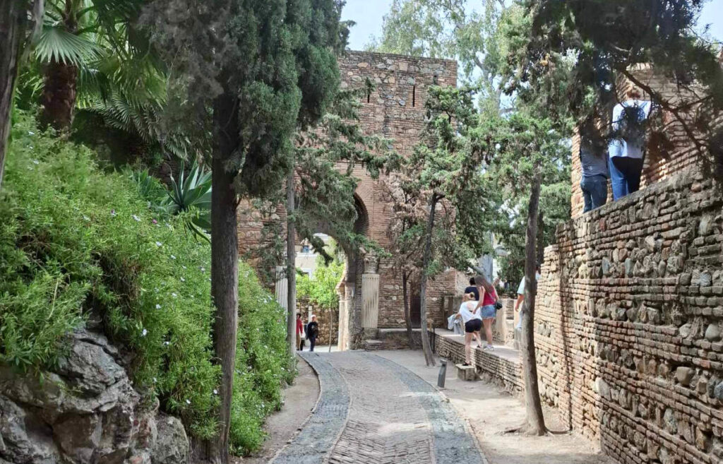 Intérieur de l'Alcazaba de Malaga