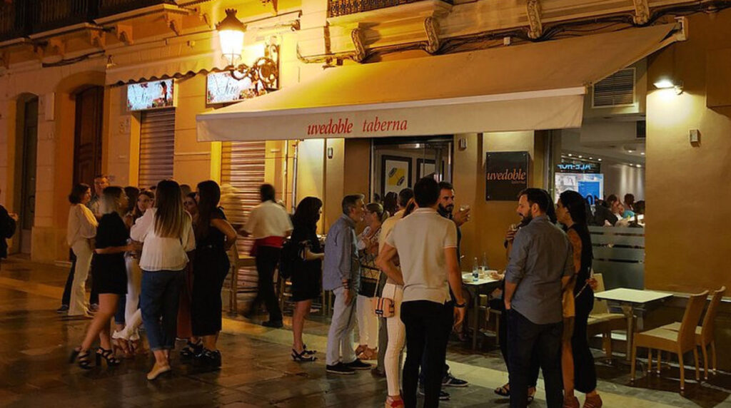 Terrasse de Uvedoble Taberna à Malaga